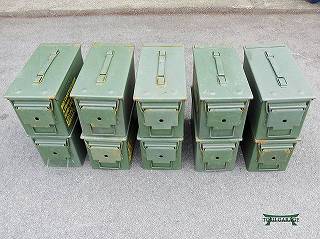 米軍 5.56mm M-16 M-4用 弾薬箱 記載文字白色 米軍放出品 アメリカ軍 弾薬ケース アーモ缶 アーモカン 04