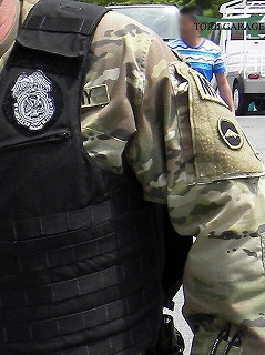 週末セール 米軍放出 POLICEボディアーマー MILITARY U.SARMY 個人装備